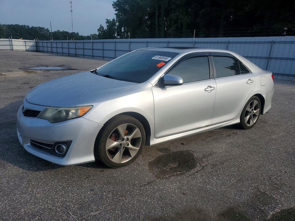 Auction sale of the 2012 Toyota Camry, vin: 4T1BK1FK6CU018576, lot number: 61868506