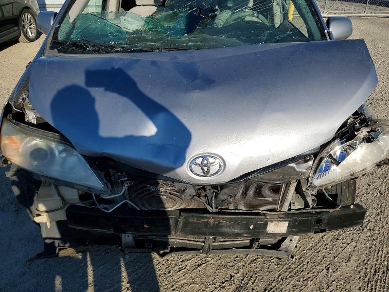 63214206 :رقم المزاد ، 5TDKK3DC5CS191506 vin ، 2012 Toyota Sienna مزاد بيع