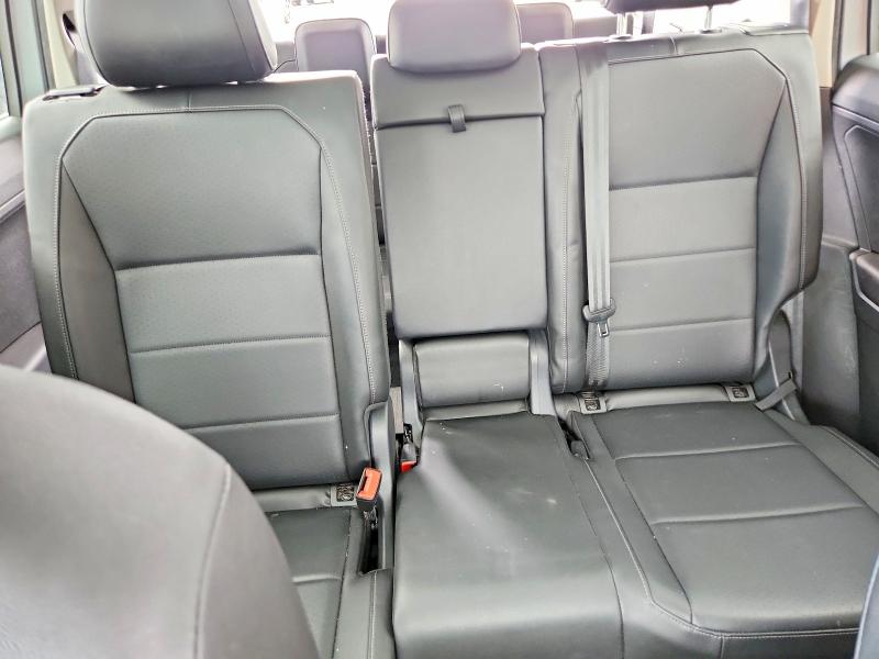 Продажа на аукционе авто 2018 Volkswagen Tiguan, vin: 3VV3B7AX4JM104681, номер лота: 61017756