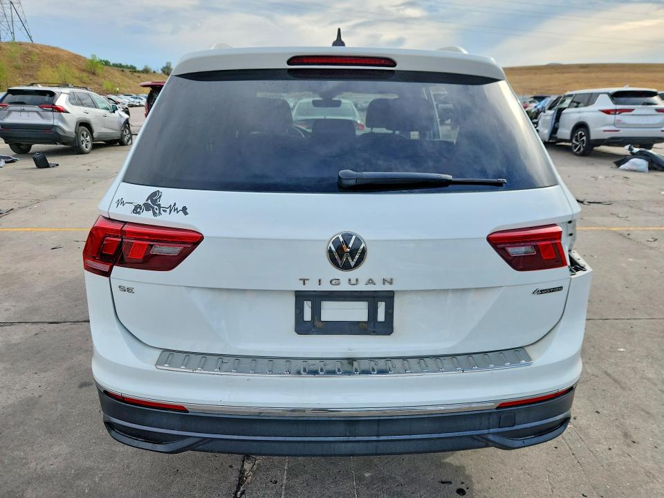 Продажа на аукционе авто 2022 Volkswagen Tiguan, vin: 3VV2B7AX2NM075375, номер лота: 62252446