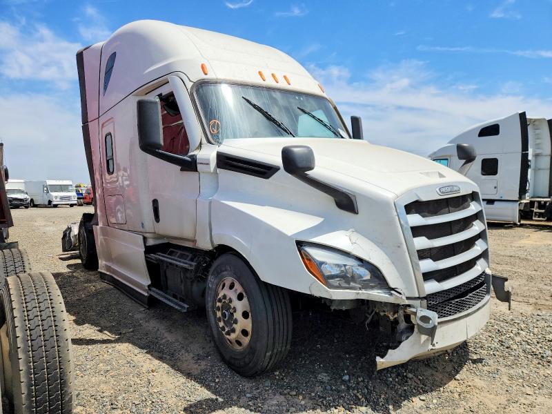 53223936 :رقم المزاد ، 3AKJHHDR0SSVZ1109 vin ، 2025 Freightliner Cascadia مزاد بيع