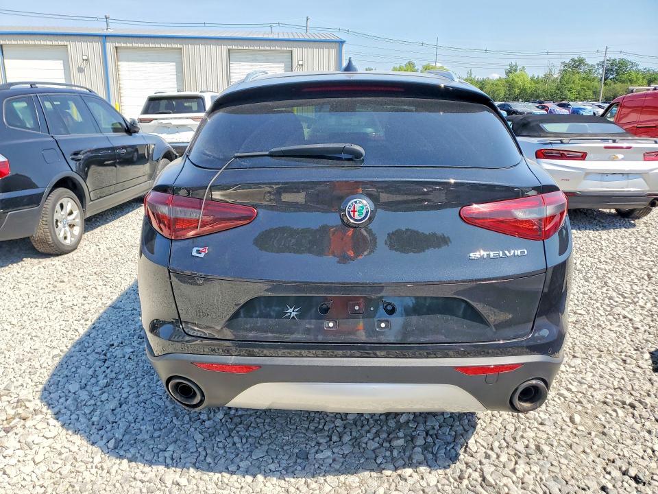Продаж на аукціоні авто 2018 Alfa Romeo Stelvio, vin: ZASFAKBN0J7B60472, номер лоту: 59702636