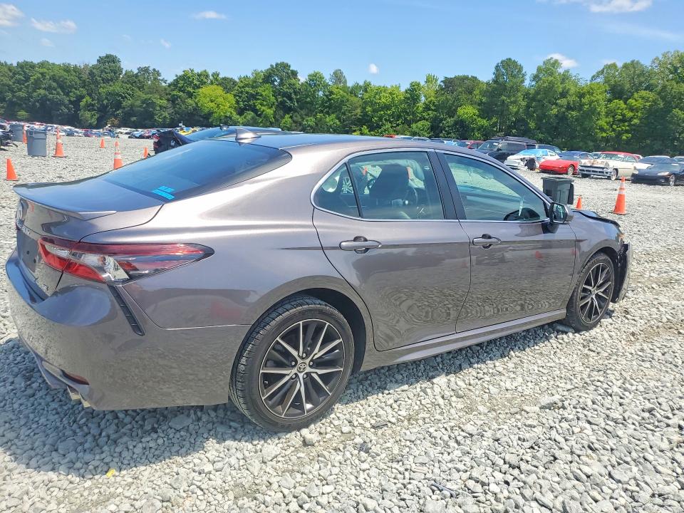 Продаж на аукціоні авто 2024 Toyota Camry, vin: 4T1G11AK6RU208712, номер лоту: 61209126