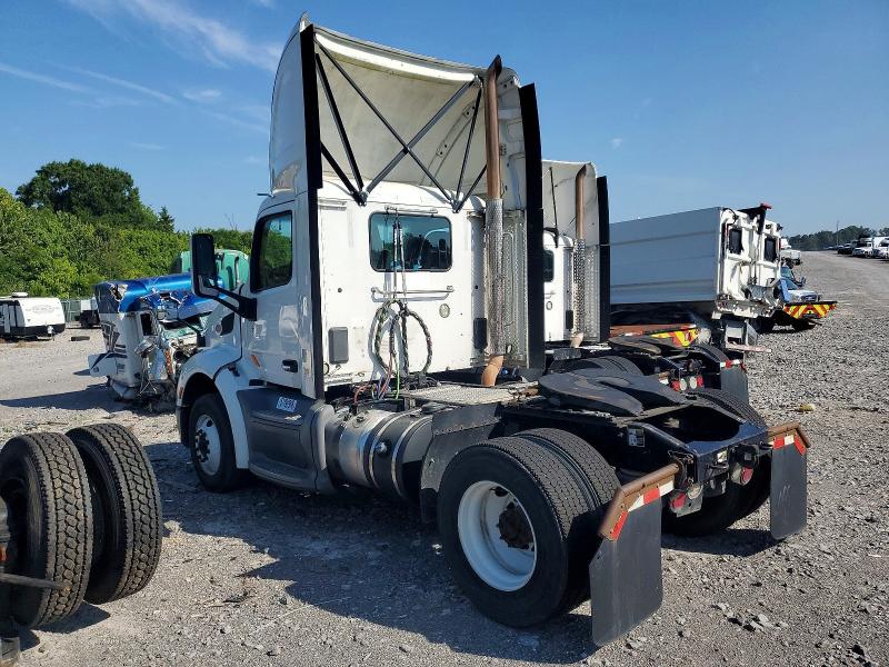 2018 Peterbilt 579 მანქანა იყიდება აუქციონზე, vin: 1XPBA48XXJD477560, აუქციონის ნომერი: 57899906