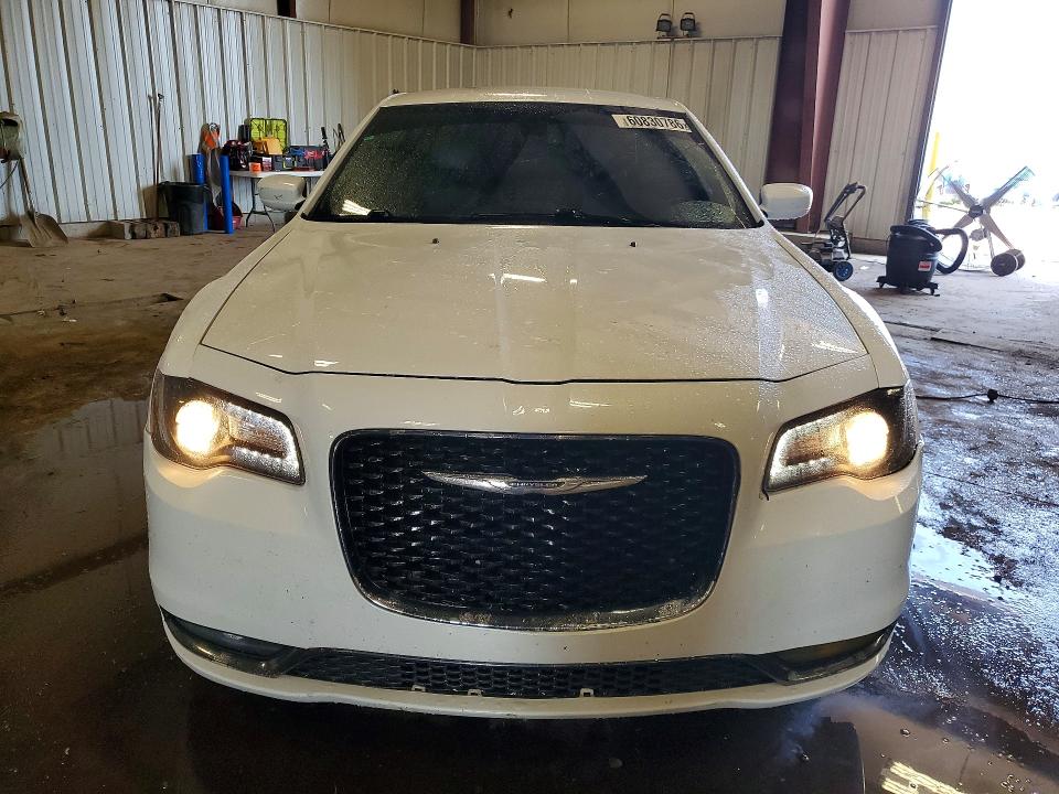 2018 Chrysler 300 მანქანა იყიდება აუქციონზე, vin: 2C3CCAGG8JH141672, აუქციონის ნომერი: 60830786