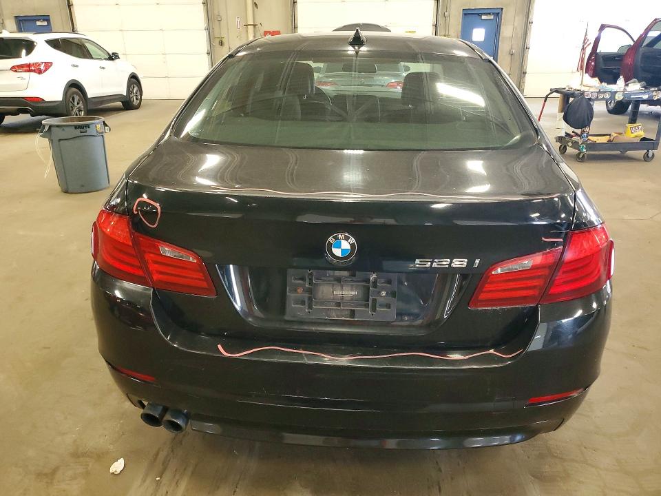 59336556 :رقم المزاد ، WBAXH5C55CDW08960 vin ، 2012 Bmw 5 Series 528i مزاد بيع