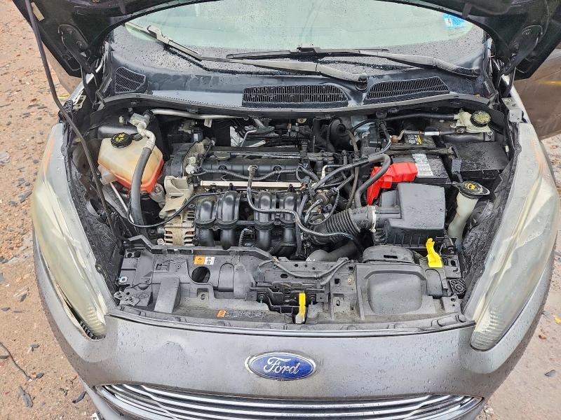 62093856 :رقم المزاد ، 3FADP4BJ7FM110369 vin ، 2015 Ford Fiesta مزاد بيع
