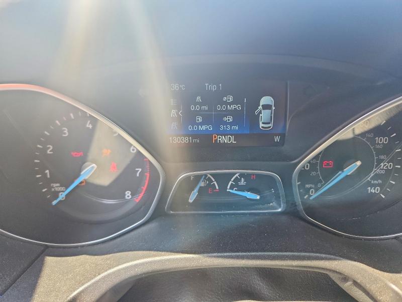 61745386 :رقم المزاد ، 1FADP3F27JL262224 vin ، 2018 Ford Focus مزاد بيع