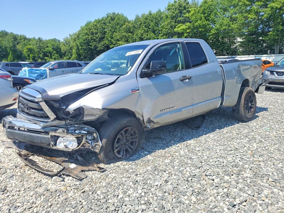 Auction sale of the 2010 Toyota Tundra, vin: 5TFUY5F13AX101033, lot number: 62271006
