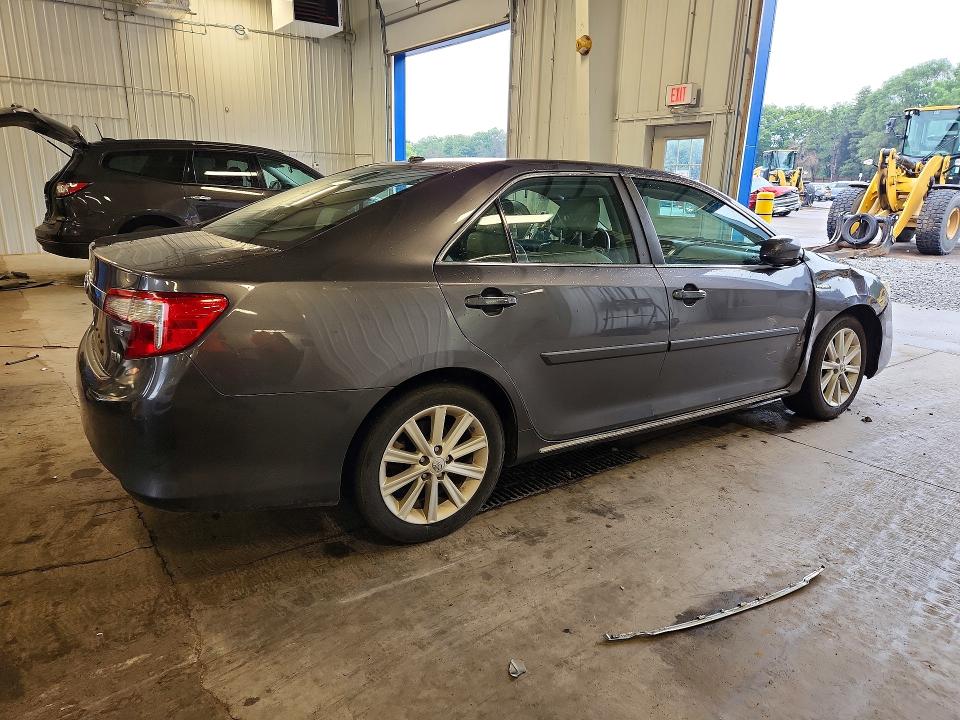 Продажа на аукционе авто 2014 Toyota Camry Hybrid, vin: 4T1BD1FK8EU099514, номер лота: 62345226