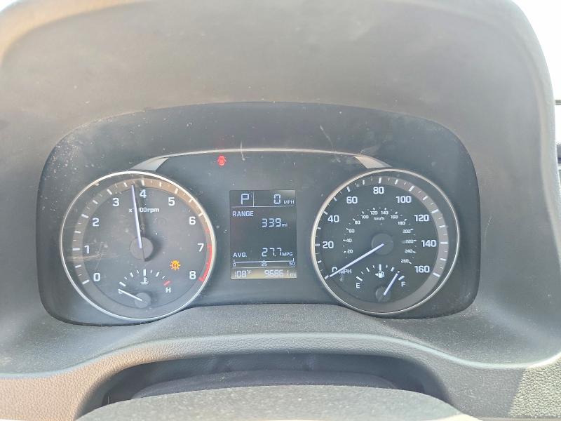 62030796 :رقم المزاد ، 5NPD84LF0HH010429 vin ، 2017 Hyundai Elantra مزاد بيع
