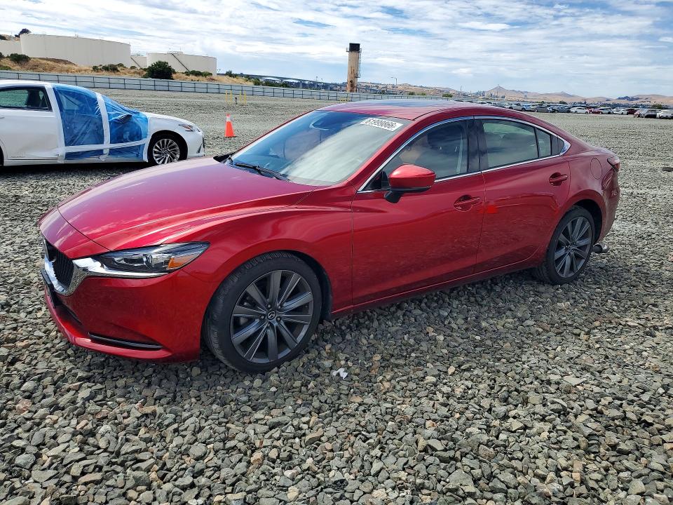 61999866 :رقم المزاد ، JM1GL1TY6J1327558 vin ، 2018 Mazda 6 مزاد بيع