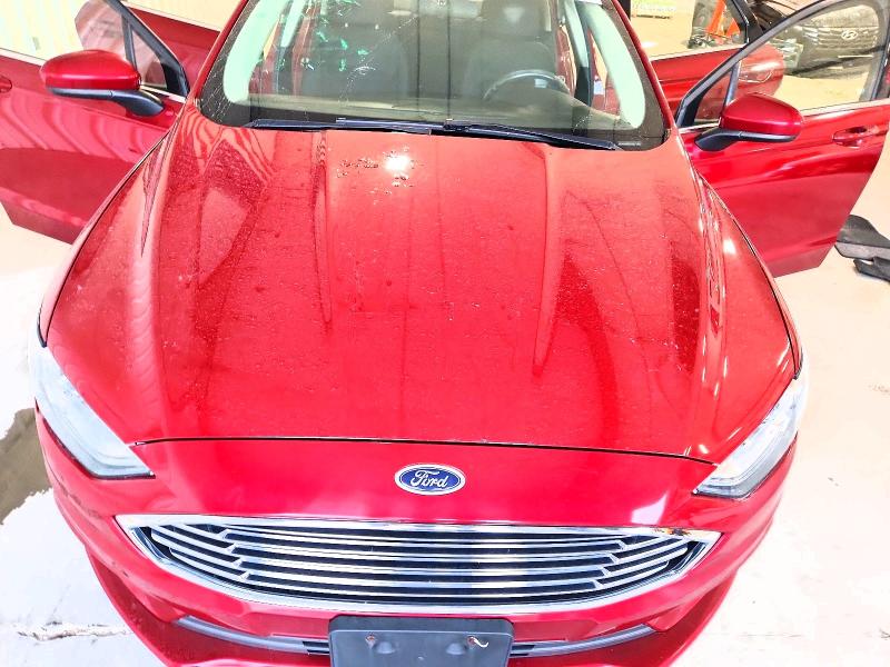 60940546 :رقم المزاد ، 3FA6P0H7XHR148617 vin ، 2017 Ford Fusion مزاد بيع