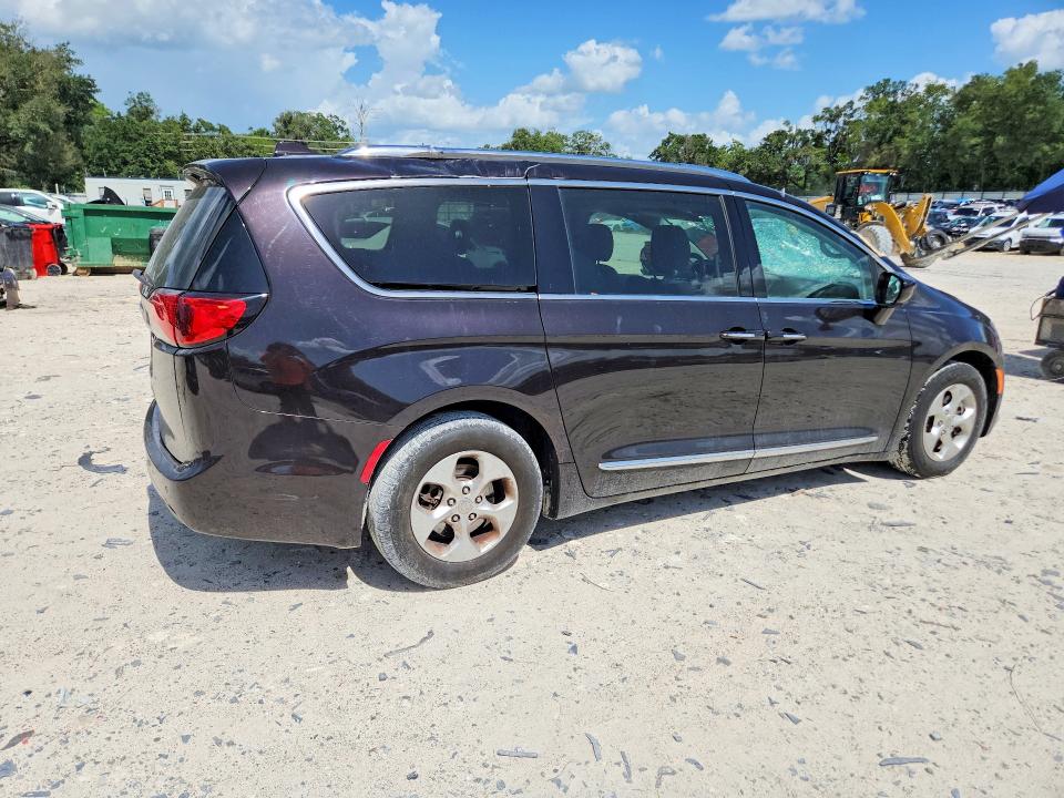 Продаж на аукціоні авто 2017 Chrysler Pacifica, vin: 2C4RC1EG5HR525583, номер лоту: 61089786
