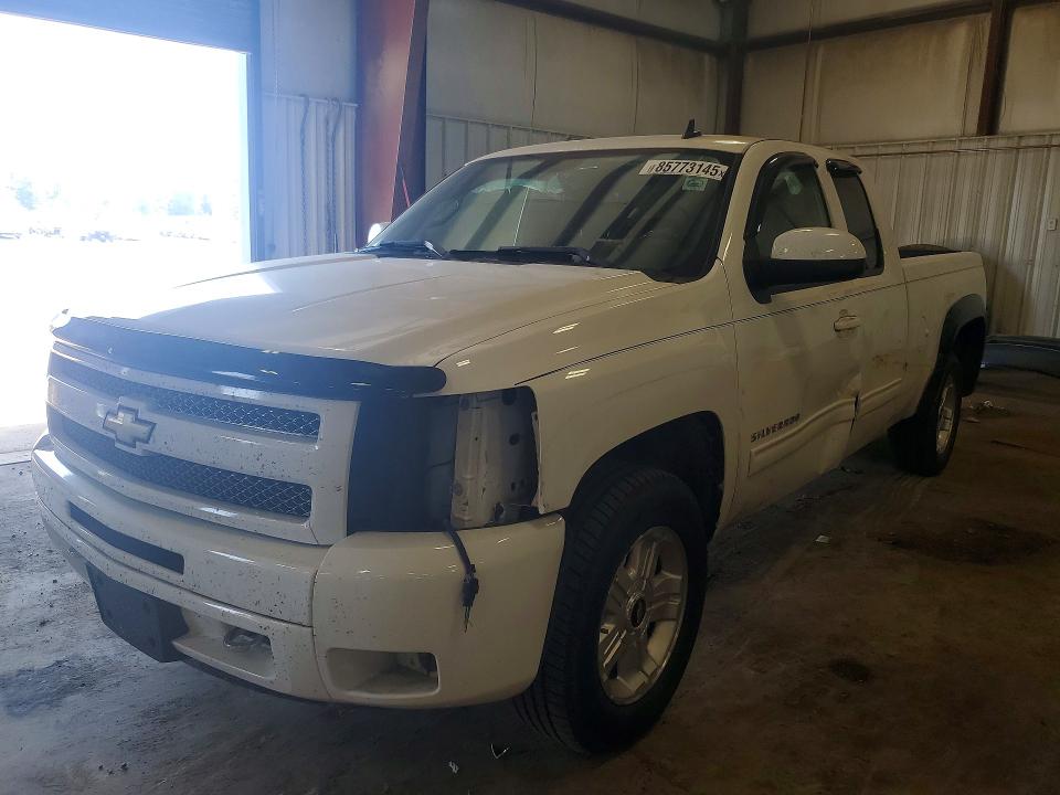 Продажа на аукционе авто 2011 Chevrolet Silverado, vin: 1GCRKSE39BZ216833, номер лота: 85773145