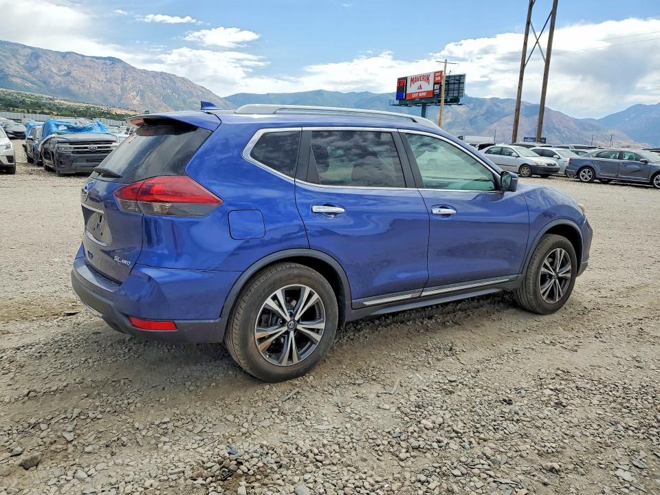 Продажа на аукционе авто 2018 Nissan Rogue, vin: 5N1AT2MVXJC733634, номер лота: 59544296