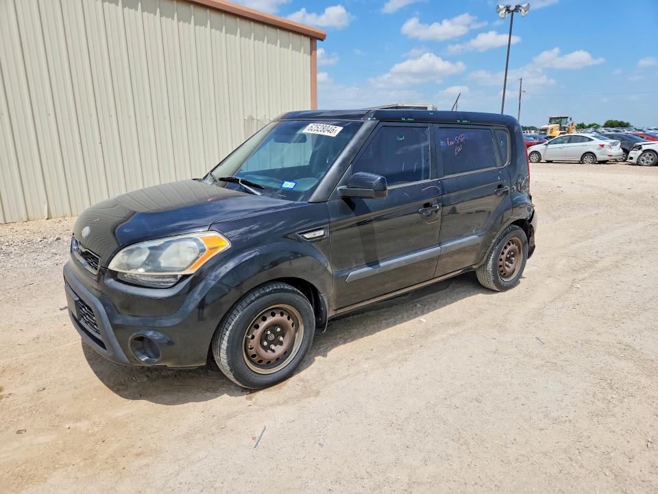 62528046 :رقم المزاد ، KNDJT2A55D7621345 vin ، 2013 Kia Soul مزاد بيع