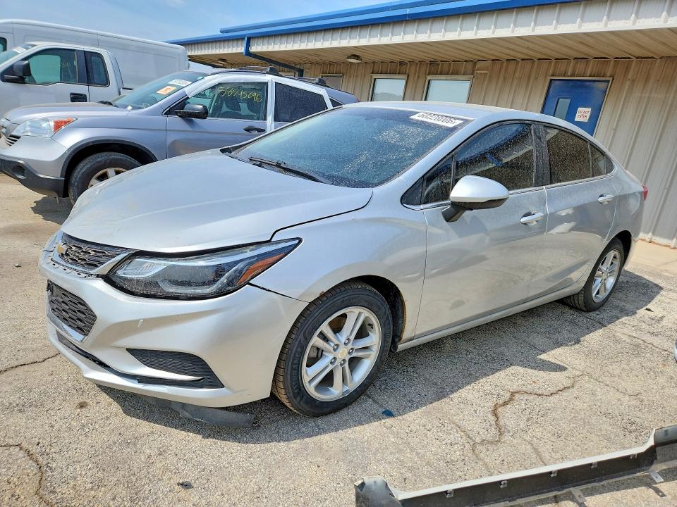 60228006 :رقم المزاد ، 1G1BE5SM6H7175419 vin ، 2017 Chevrolet Cruze مزاد بيع