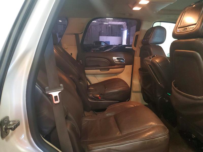 2011 Cadillac Escalade მანქანა იყიდება აუქციონზე, vin: 1GYS4DEF5BR378339, აუქციონის ნომერი: 61244306