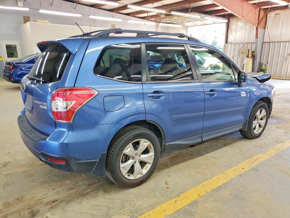 2015 Subaru Forester მანქანა იყიდება აუქციონზე, vin: JF2SJAHC3FH446326, აუქციონის ნომერი: 85458295