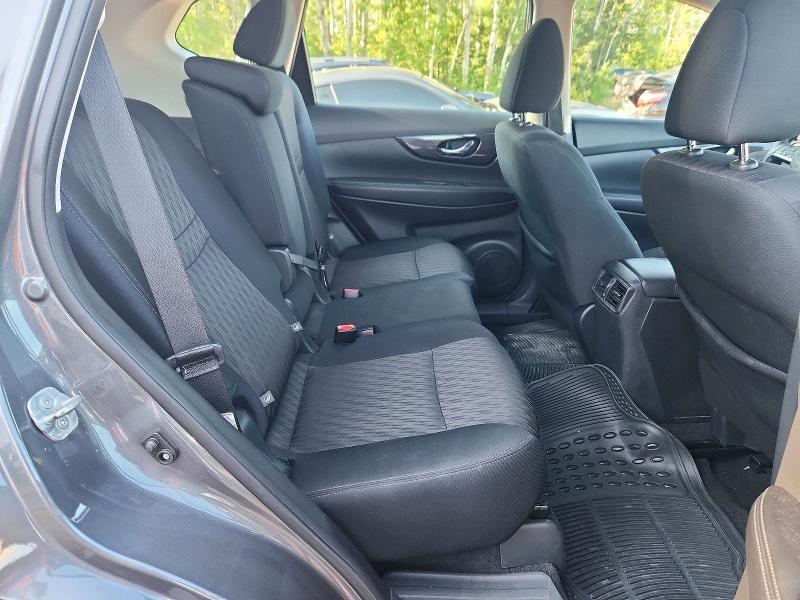 62131786 :رقم المزاد ، 5N1AT2MV0JC777173 vin ، 2018 Nissan Rogue مزاد بيع