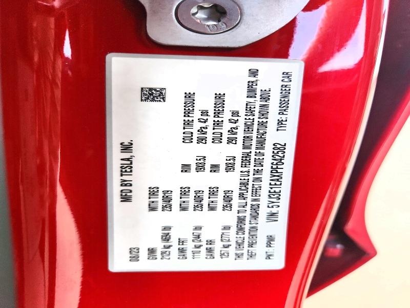 Продажа на аукционе авто 2023 Tesla Model 3, vin: 5YJ3E1EAXPF642582, номер лота: 60865636