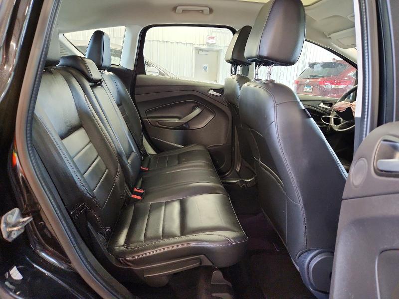 59636056 :رقم المزاد ، 1FADP5BU4FL116437 vin ، 2015 Ford C-max مزاد بيع