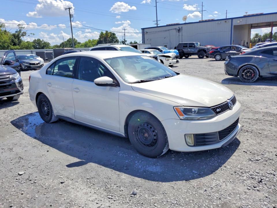2013 Volkswagen Jetta მანქანა იყიდება აუქციონზე, vin: 3VW5S7AJ0DM279515, აუქციონის ნომერი: 61623936