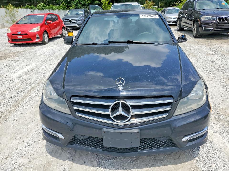 2014 Mercedes-benz C მანქანა იყიდება აუქციონზე, vin: WDDGF4HB8EG213907, აუქციონის ნომერი: 60502606