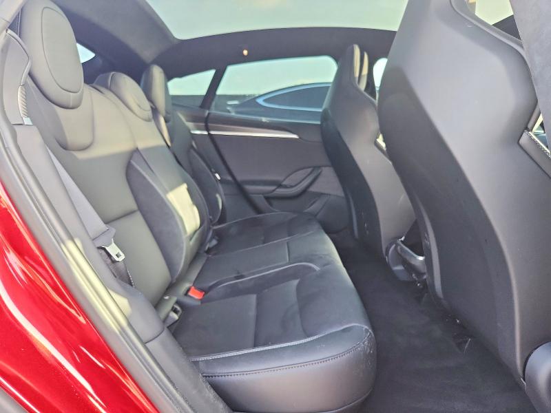 61793156 :رقم المزاد ، 5YJSA1E61SF548456 vin ، 2025 Tesla Model S مزاد بيع