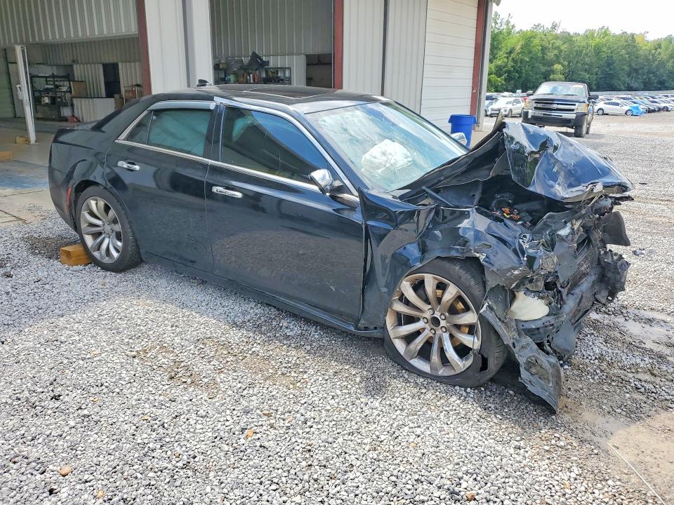 Продажа на аукционе авто 2017 Chrysler 300c, vin: 2C3CCAEG6HH561038, номер лота: 61131366