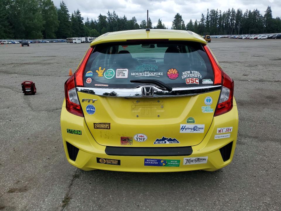 2015 Honda Fit მანქანა იყიდება აუქციონზე, vin: 3HGGK5H80FM776944, აუქციონის ნომერი: 61447046
