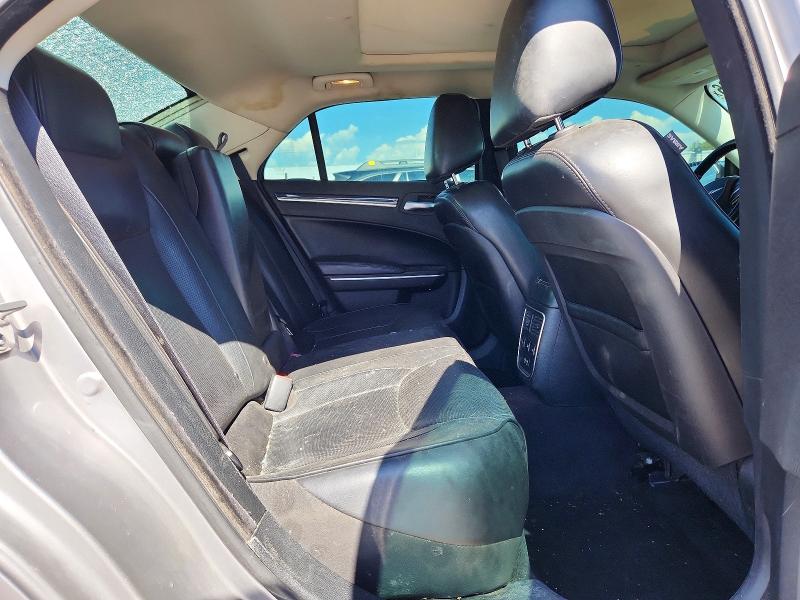 62706496 :رقم المزاد ، 2C3CCAKG0HH566613 vin ، 2017 Chrysler 300c مزاد بيع