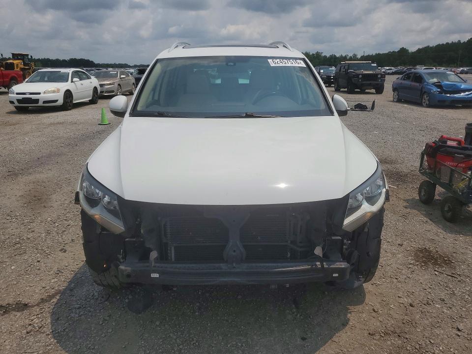 2017 Volkswagen Tiguan მანქანა იყიდება აუქციონზე, vin: WVGSV7AX4HW510810, აუქციონის ნომერი: 62457516
