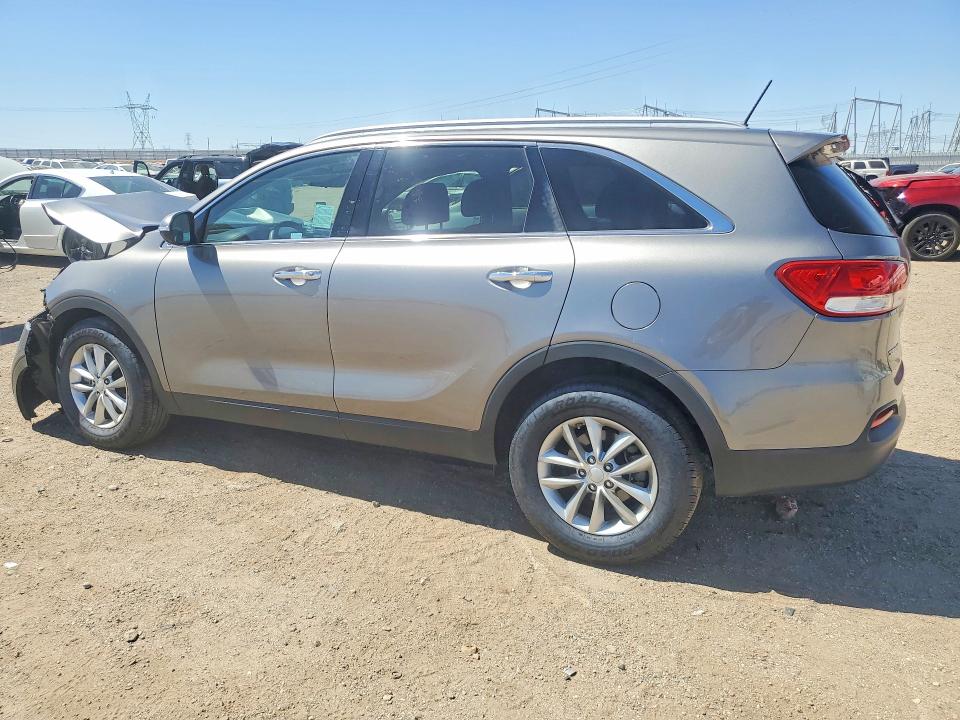 59868996 :رقم المزاد ، 5XYPG4A31HG217623 vin ، 2017 Kia Sorento مزاد بيع