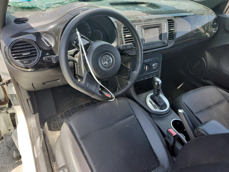 61821726 :رقم المزاد ، 3VWF17AT8HM628189 vin ، 2017 Volkswagen Beetle مزاد بيع