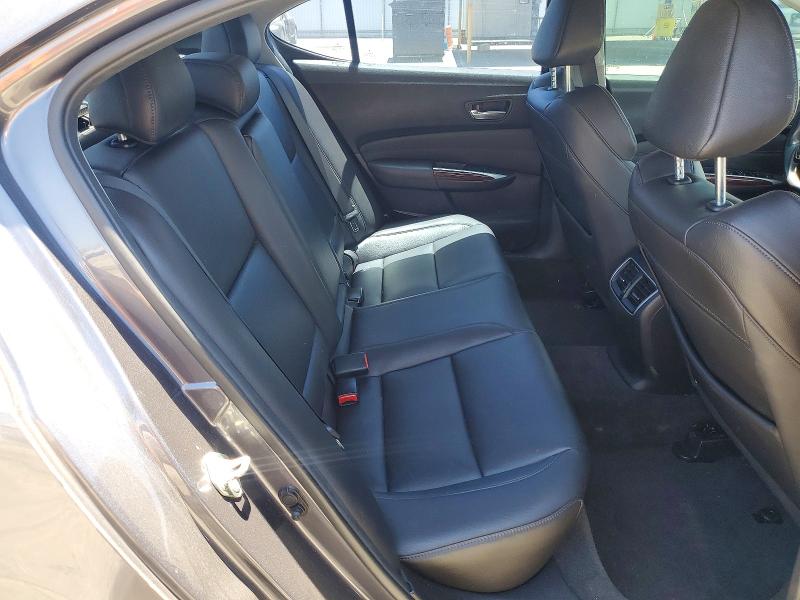 59185196 :رقم المزاد ، 19UUB1F31HA002768 vin ، 2017 Acura Tlx مزاد بيع