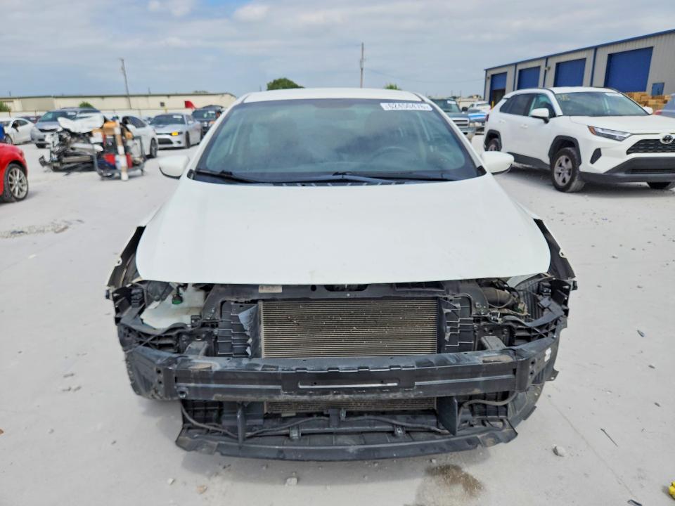 62450476 :رقم المزاد ، 3KPFK4A73JE214299 vin ، 2018 Kia Forte مزاد بيع