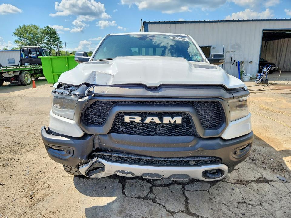 Продажа на аукционе авто 2024 Ram 1500, vin: 1C6SRFLTXRN110746, номер лота: 59614426
