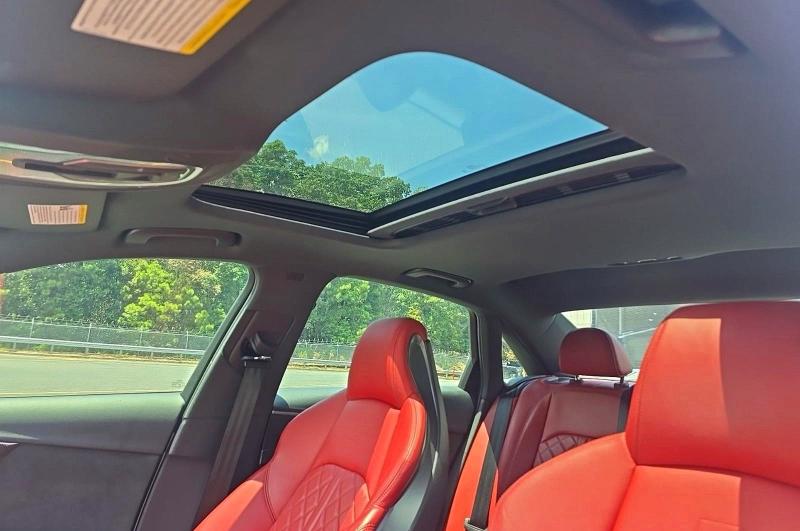 Продажа на аукционе авто 2019 Audi S4, vin: WAUC4AF41KA053138, номер лота: 61753896