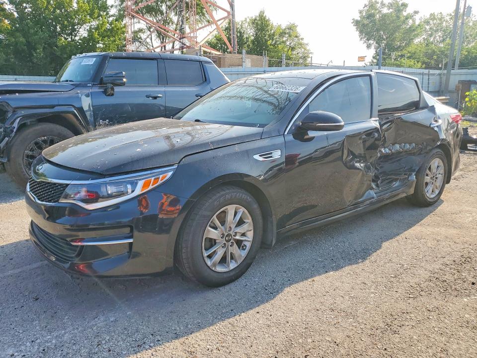 60662326 :رقم المزاد ، 5XXGT4L3XHG136441 vin ، 2017 Kia Optima مزاد بيع