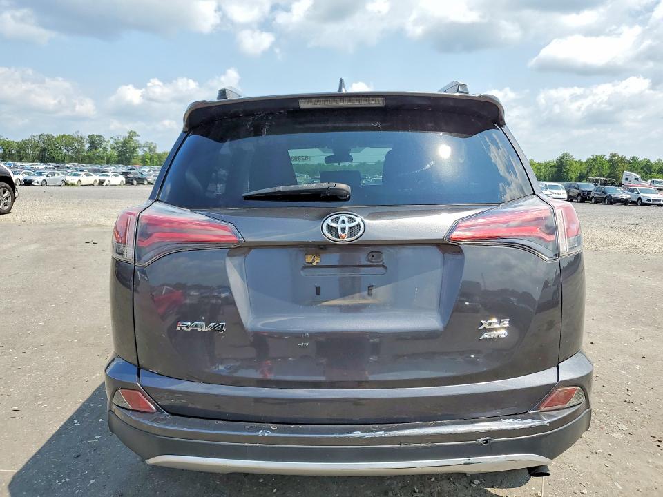 Aukcja sprzedaży 2017 Toyota Rav4, vin: JTMRFREV4HJ136717, numer aukcji: 62993536
