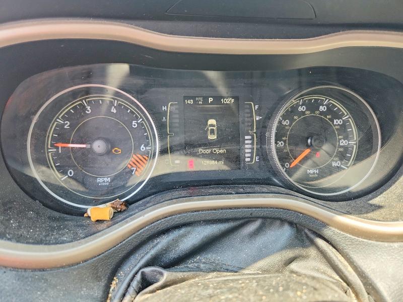 Продажа на аукционе авто 2015 Jeep Cherokee, vin: 1C4PJLCBXFW670672, номер лота: 61081056