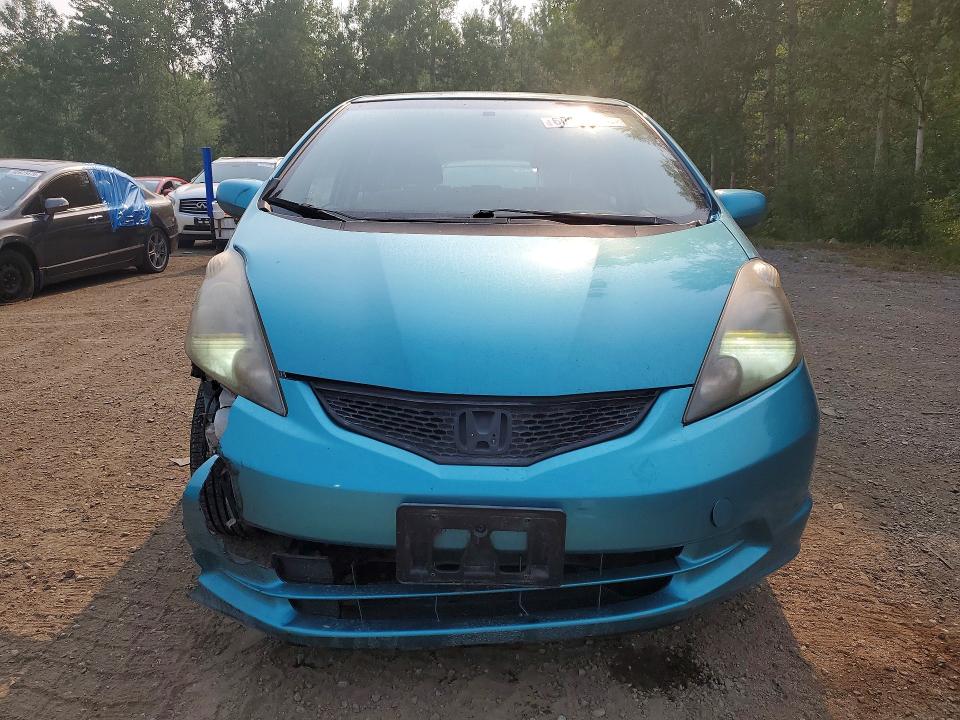 Продажа на аукционе авто 2013 Honda Fit, vin: LUCGE8H55D3010876, номер лота: 60830616