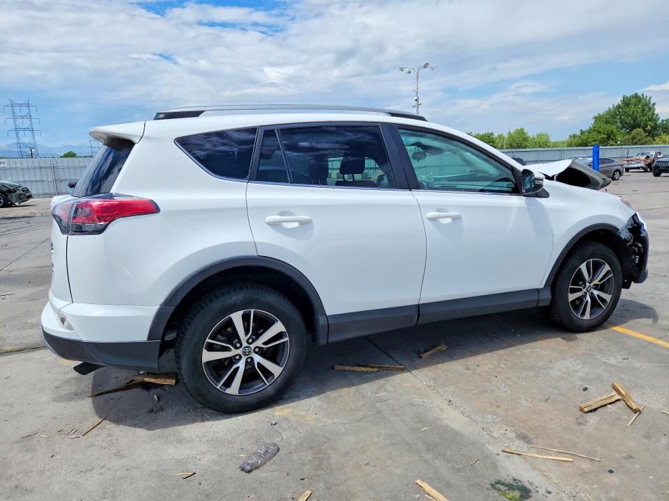 Продаж на аукціоні авто 2017 Toyota Rav4, vin: 2T3RFREV4HW627919, номер лоту: 62108616