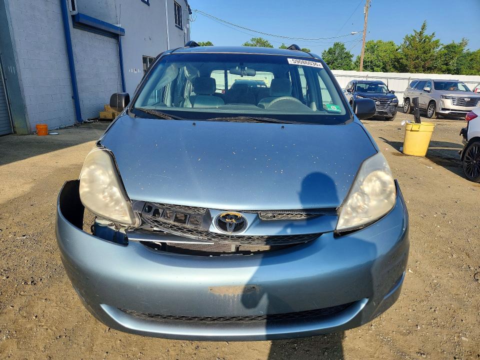 59086036 :رقم المزاد ، 5TDZK23CX8S157479 vin ، 2008 Toyota Sienna مزاد بيع