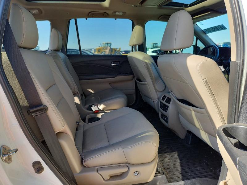 61065026 :رقم المزاد ، 5FNYF6H04KB082702 vin ، 2019 Honda Pilot مزاد بيع