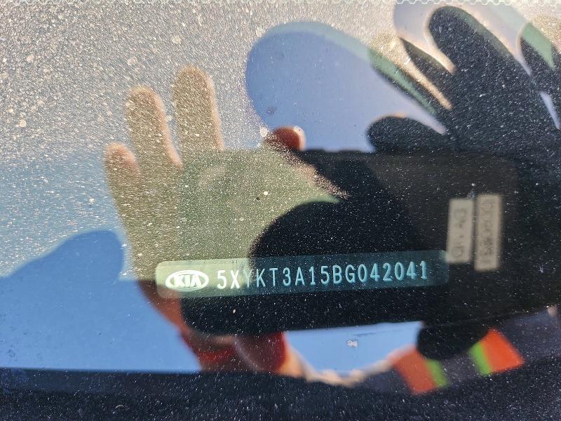 59740116 :رقم المزاد ، 5XYKT3A15BG042041 vin ، 2011 Kia Sorento مزاد بيع