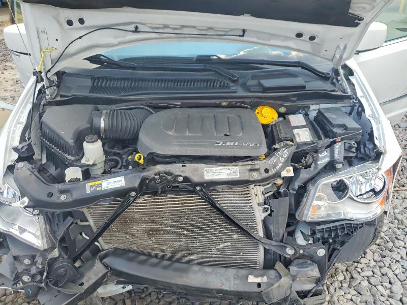 60879886 :رقم المزاد ، 2C4RC1BG6GR159152 vin ، 2016 Chrysler Town & Country مزاد بيع
