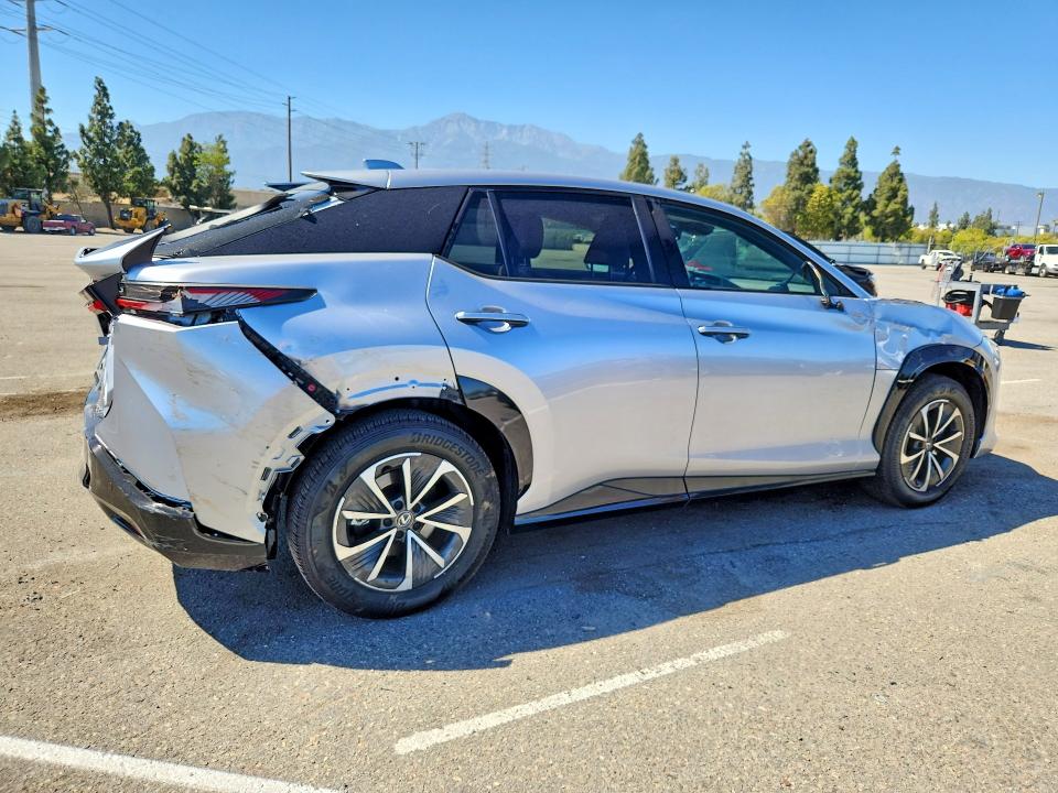 2025 Lexus Rz მანქანა იყიდება აუქციონზე, vin: JTJABABB3SA009272, აუქციონის ნომერი: 60089546